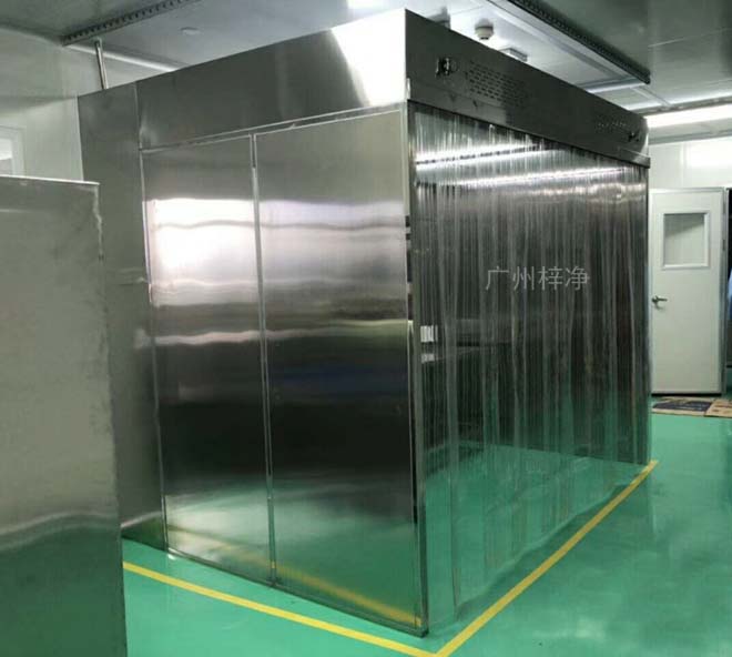 稱量罩可以提供一種垂直單向氣流,部分潔凈空氣在工作區循環 稱量罩可以提供一種垂直單向氣流,部分潔凈空氣在工作區循環