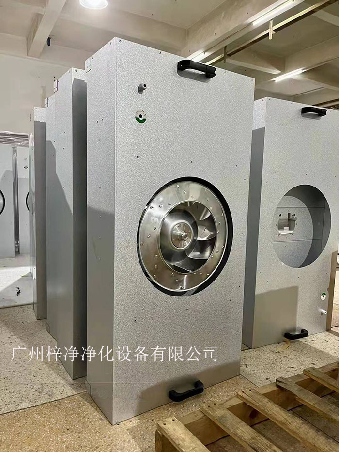 群控FFU是把幾十,幾百乃至上千臺FFU通過FFU監(jiān)控主機將其連接起來并進行監(jiān)控。 群控FFU|電腦群控ffu|FFU遙控控制系統(tǒng)